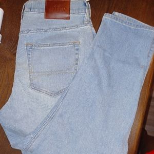 Hollister crop taper Jeans